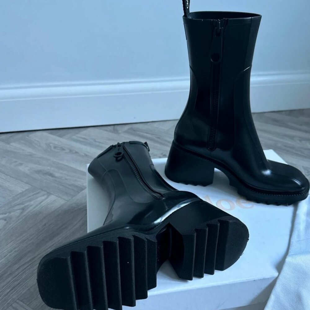 Chloe betty rain boots